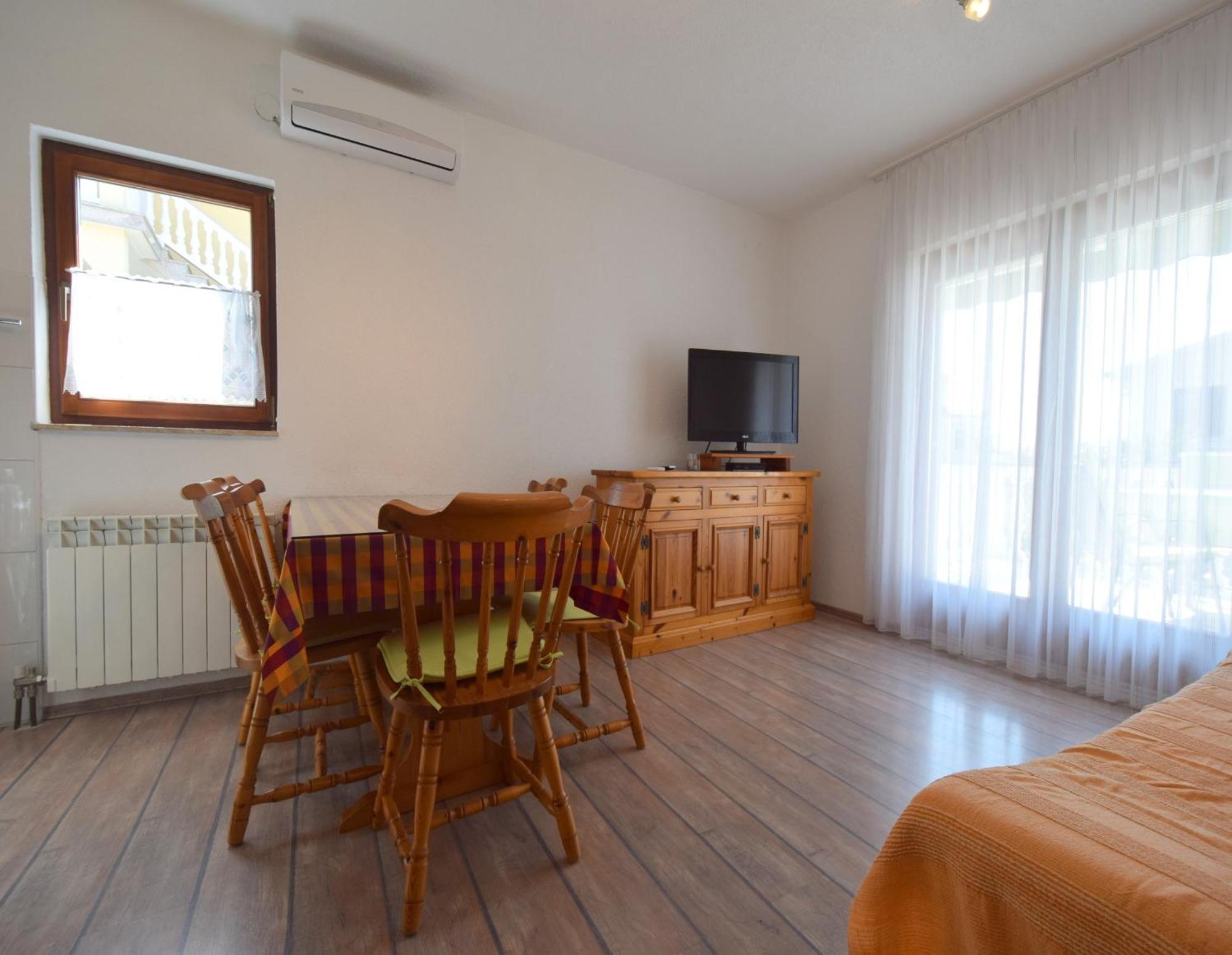 Apartments Martin Malinska Luaran gambar